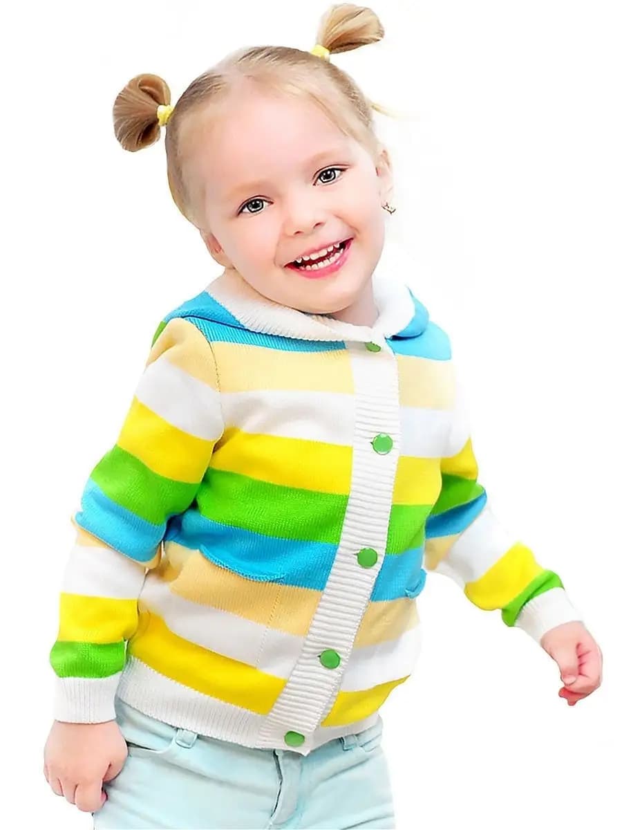 Детская вязаная кофта с капюшоном жакет