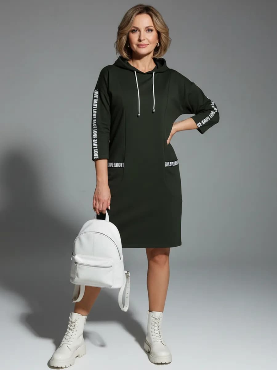 Спортивное платье больших размеров с капюшоном