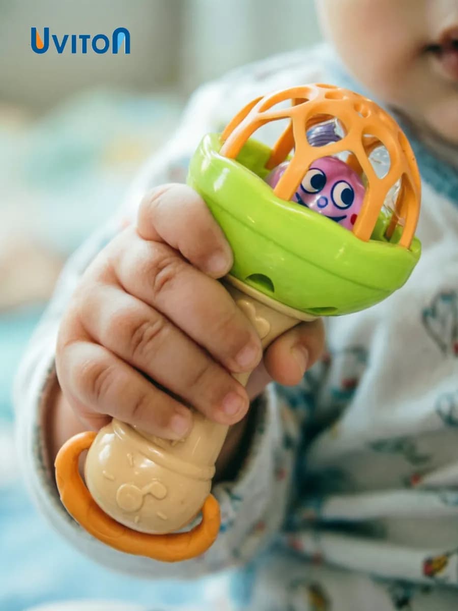 Погремушка для новорожденных с мягкой вставкой