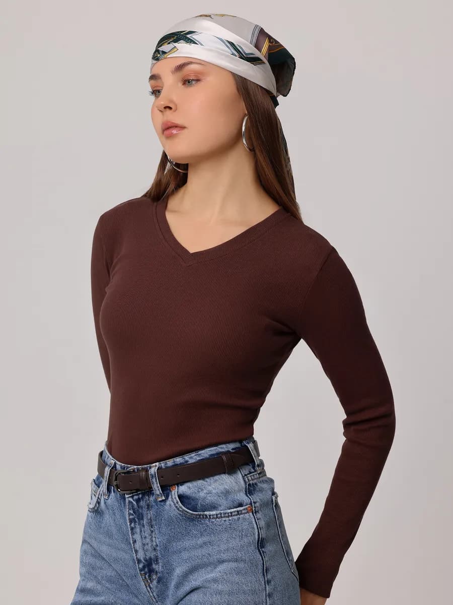 Лонгслив в рубчик облегающий джемпер лапша V-образный вырез