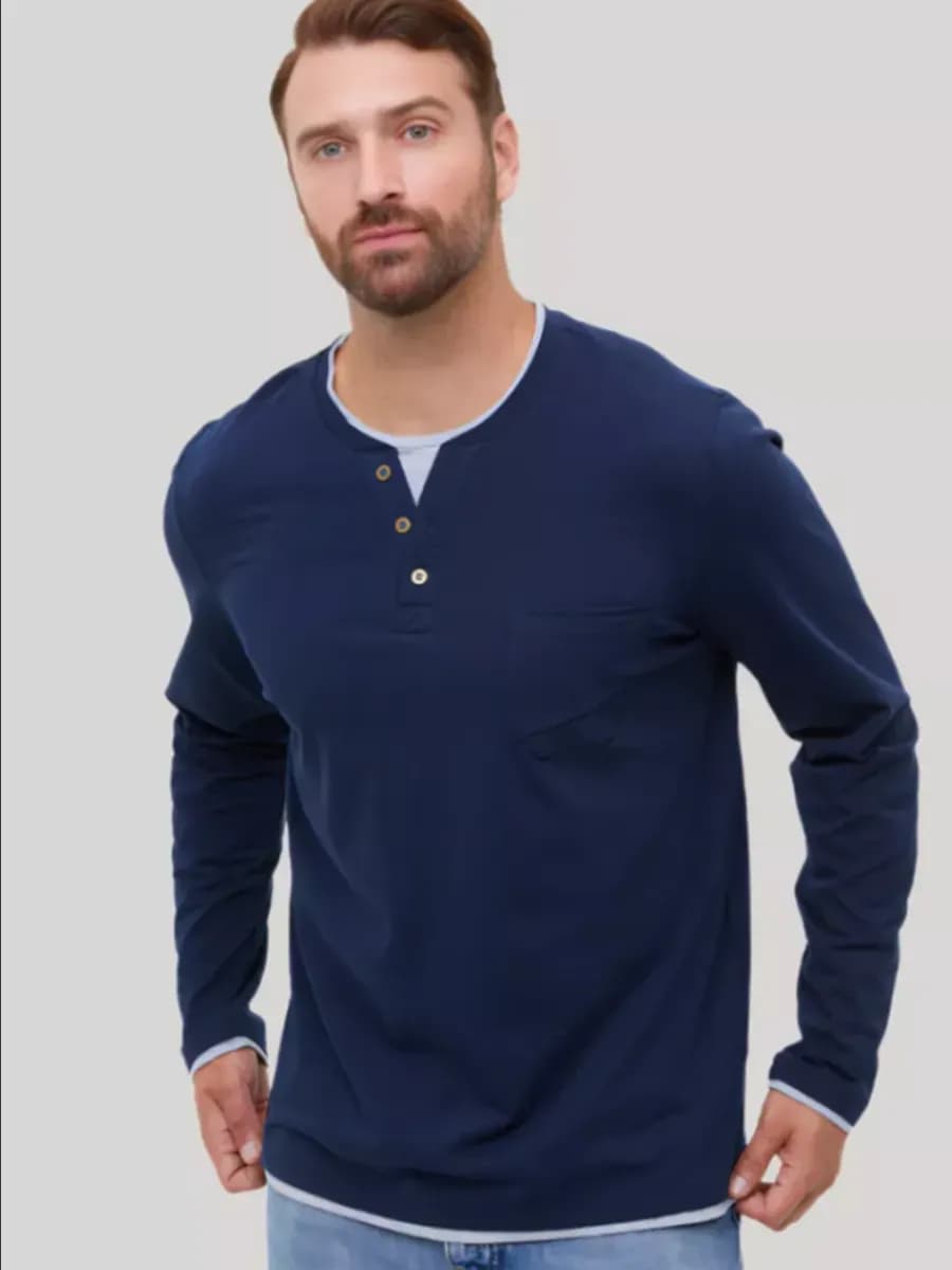 Лонгслив кофта с длинным рукавом на пуговицах с карманом