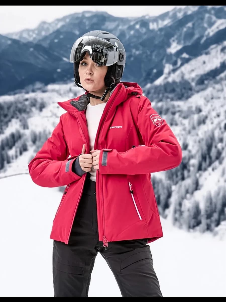 Куртка горнолыжная