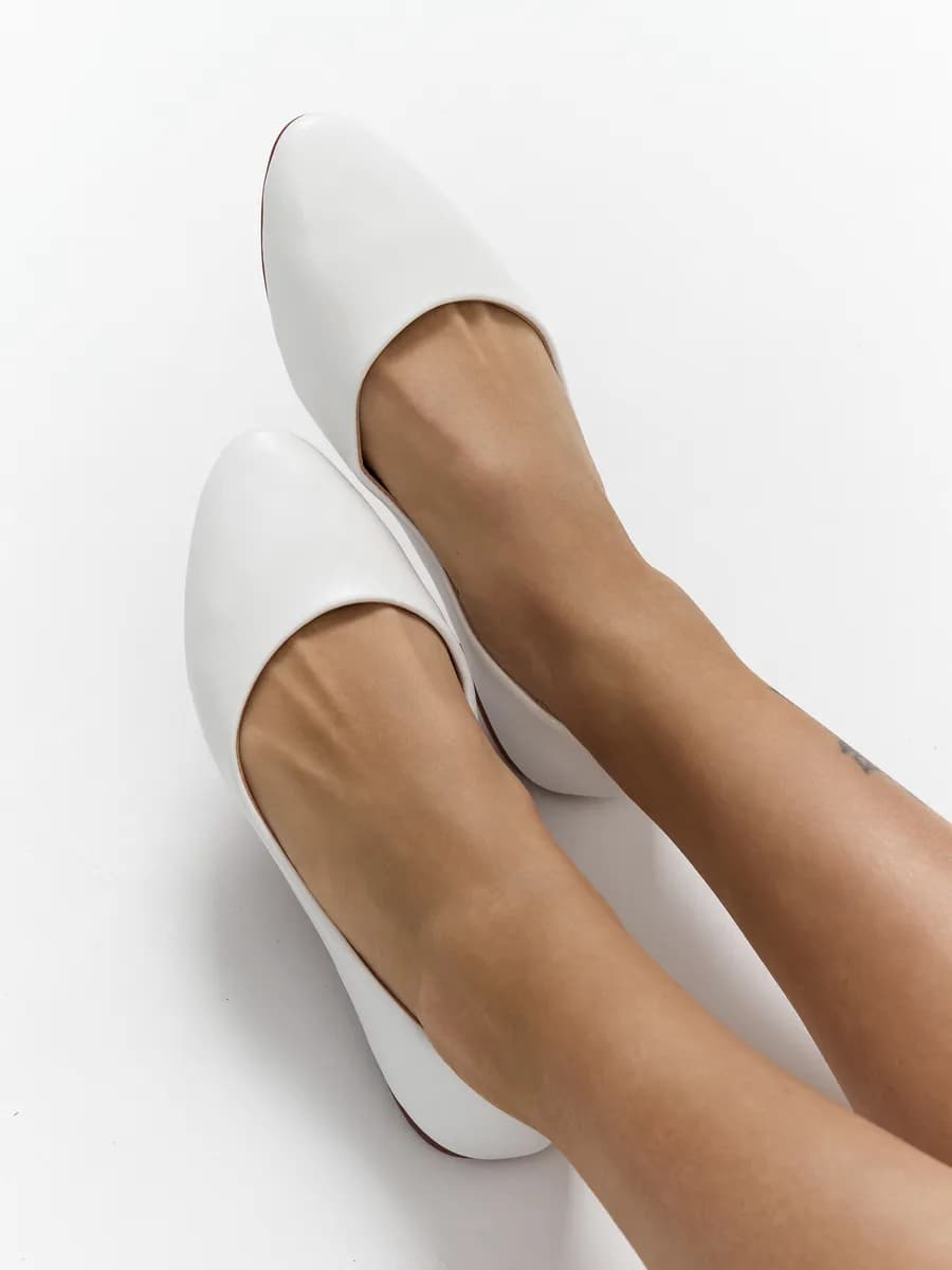 Балетки женские летние белые