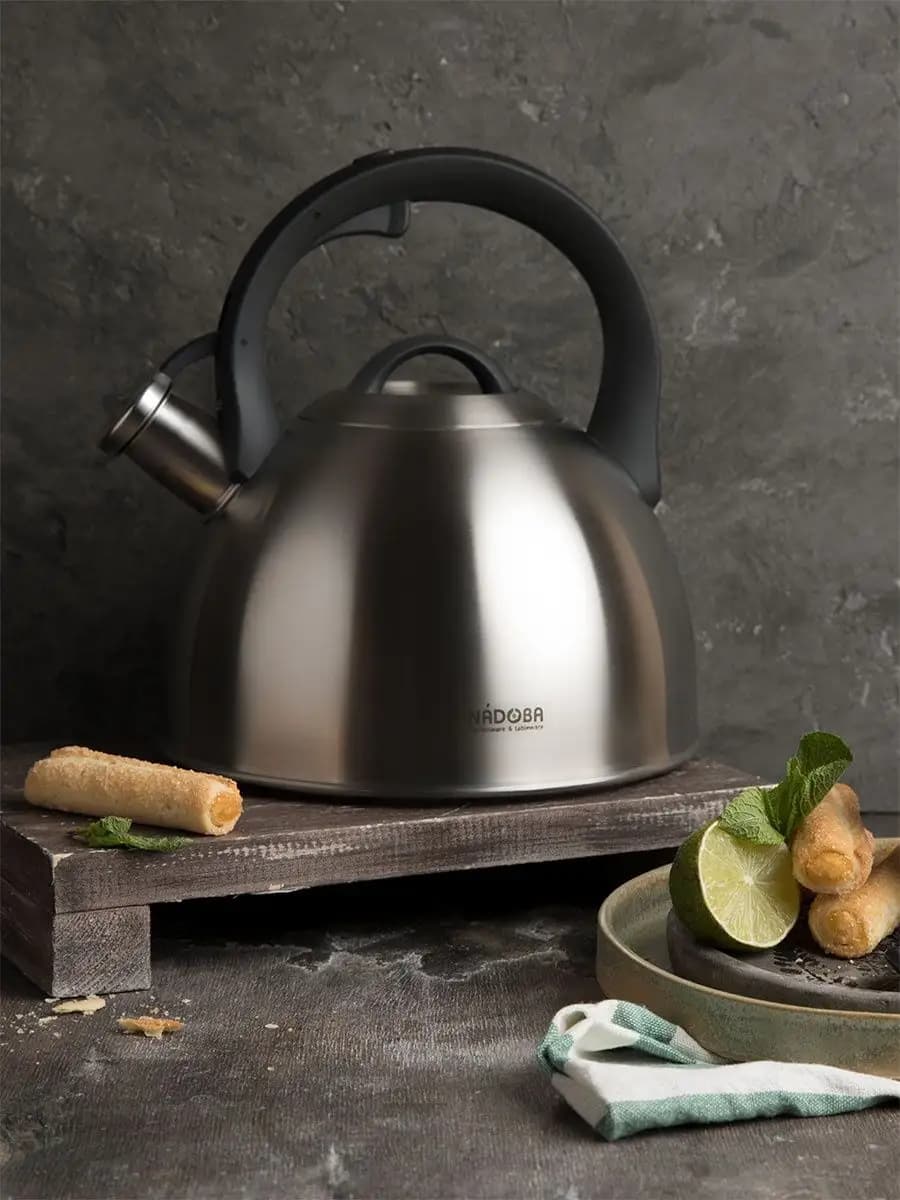 Чайник со свистком для газовой плиты 3 литра - фото 1