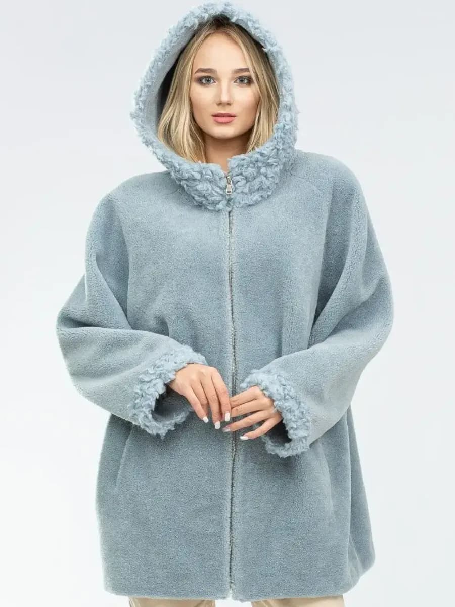 Шуба с капюшоном зимняя экошуба