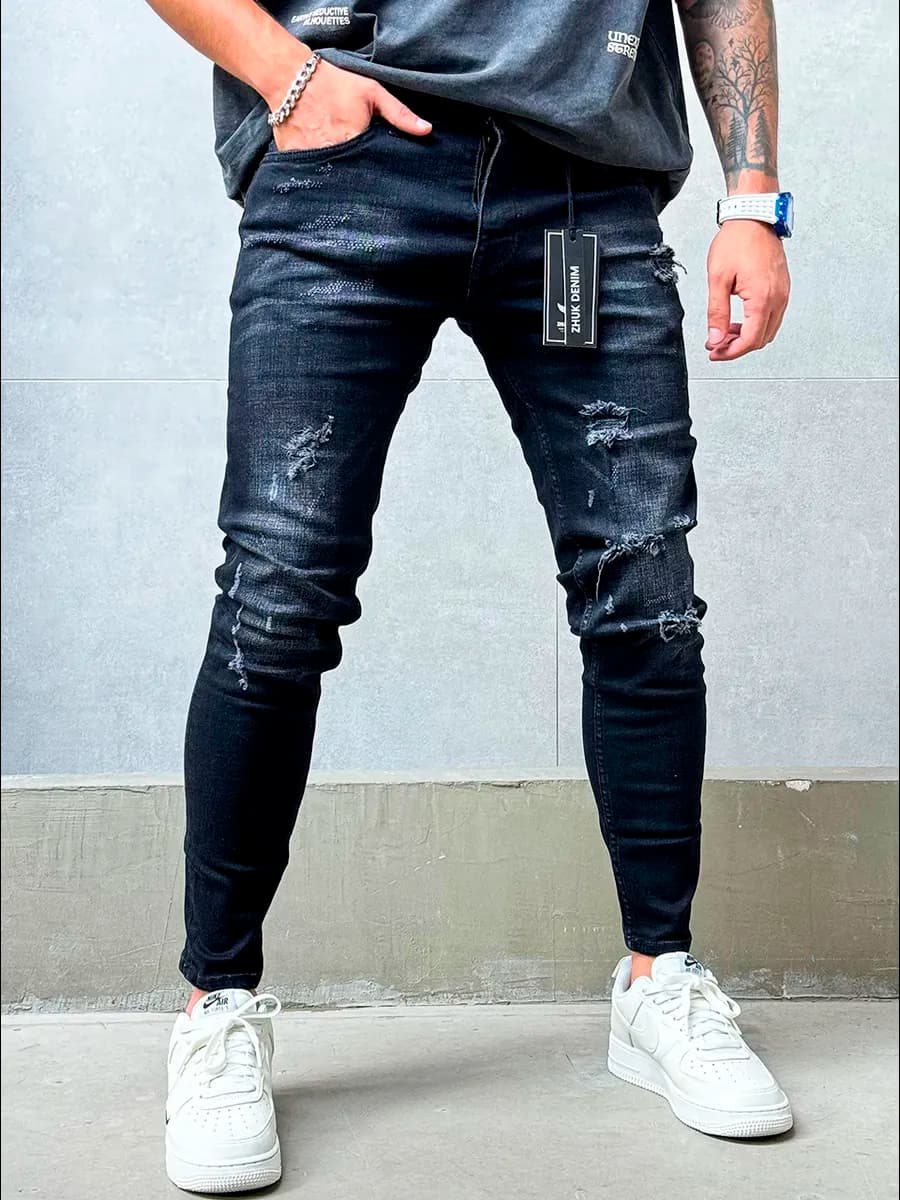 Джинсы зауженные к низу стрейч скинни