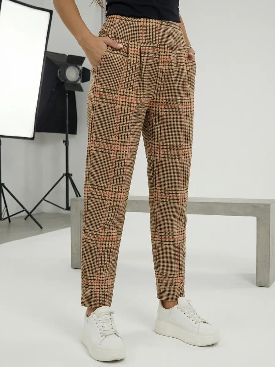 Брюки на резинке в клетку без начеса