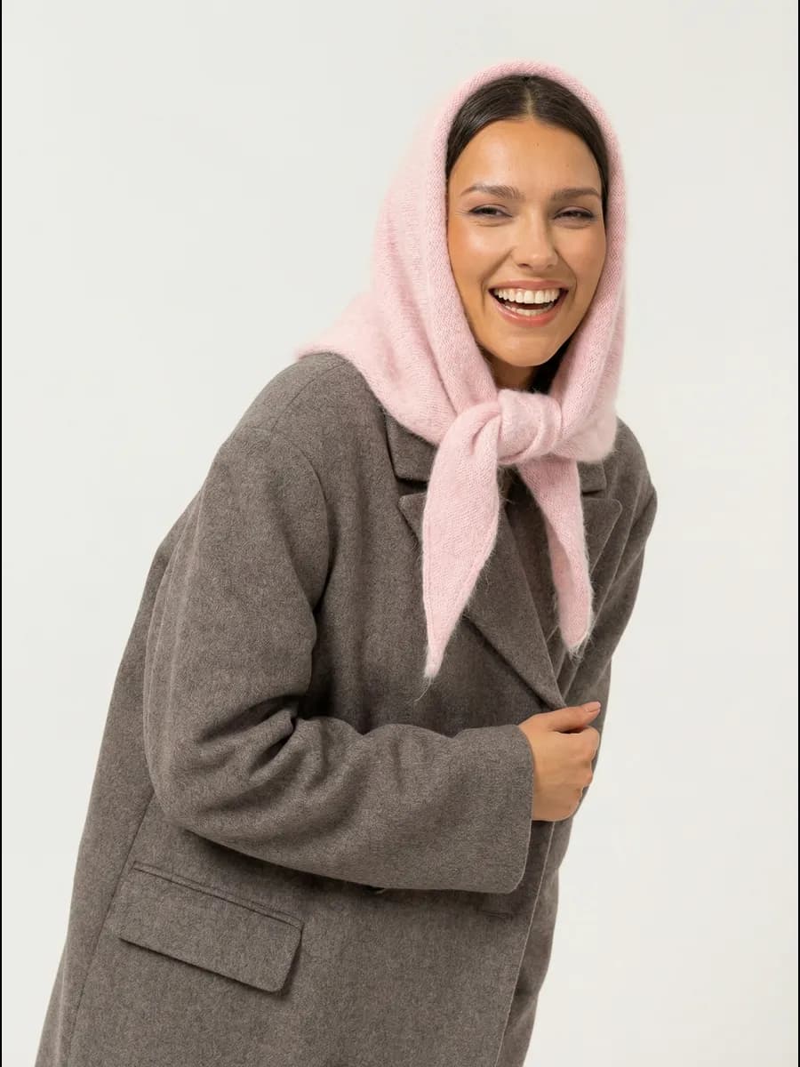 Платок на голову косынка вязаная из ангоры палантин