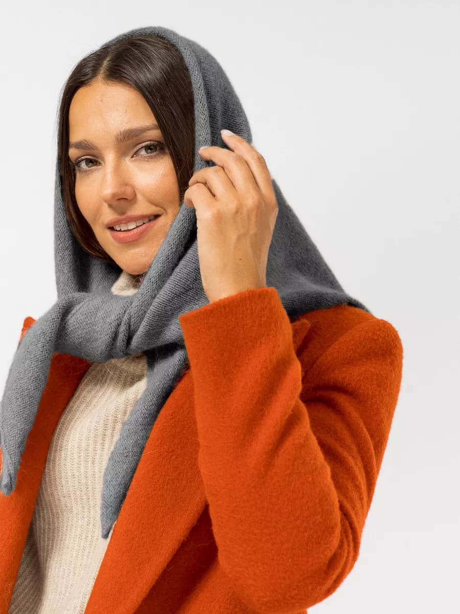 Платок на голову косынка вязаная из ангоры палантин