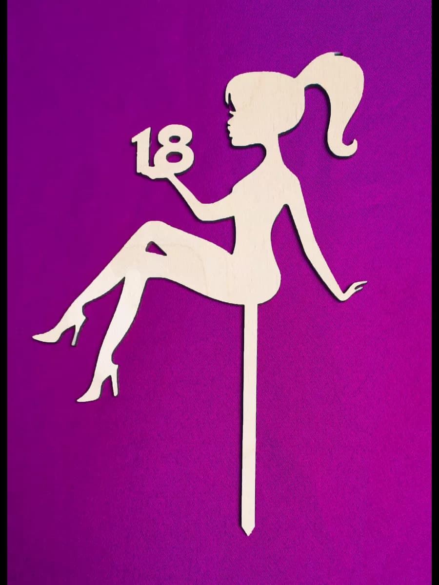 Топпер декоративный для украшения торта ''Девушка, 18 лет"