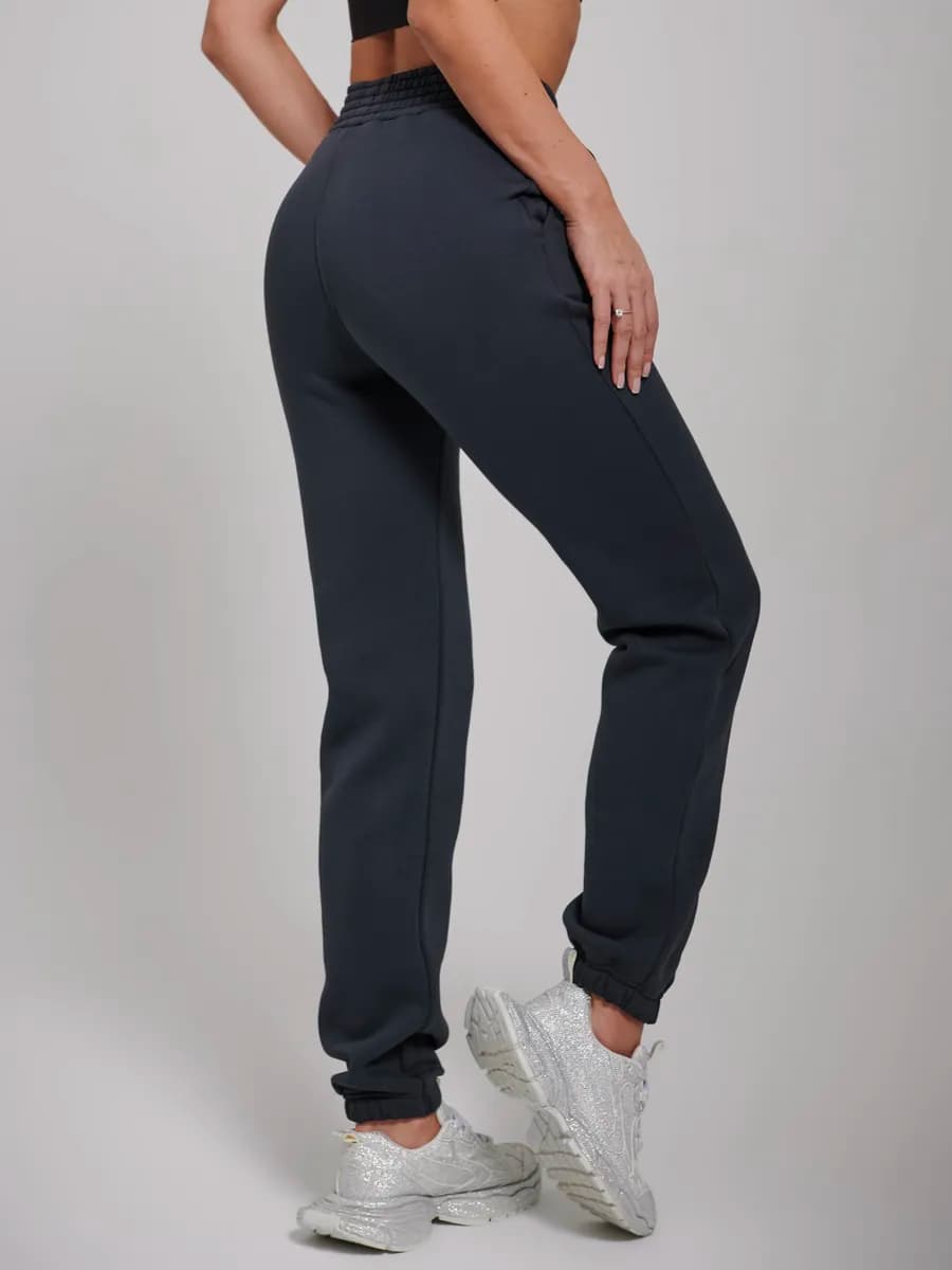 Спортивные штаны теплые с начесом