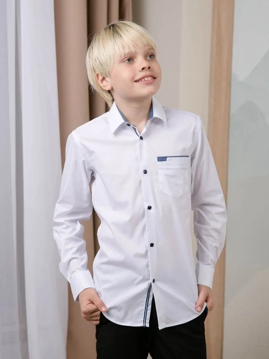 Рубашка белая на кнопках с длинным рукавом