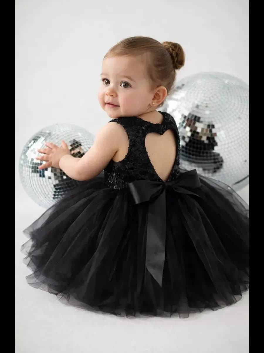 Платье нарядное праздничное вечернее черное