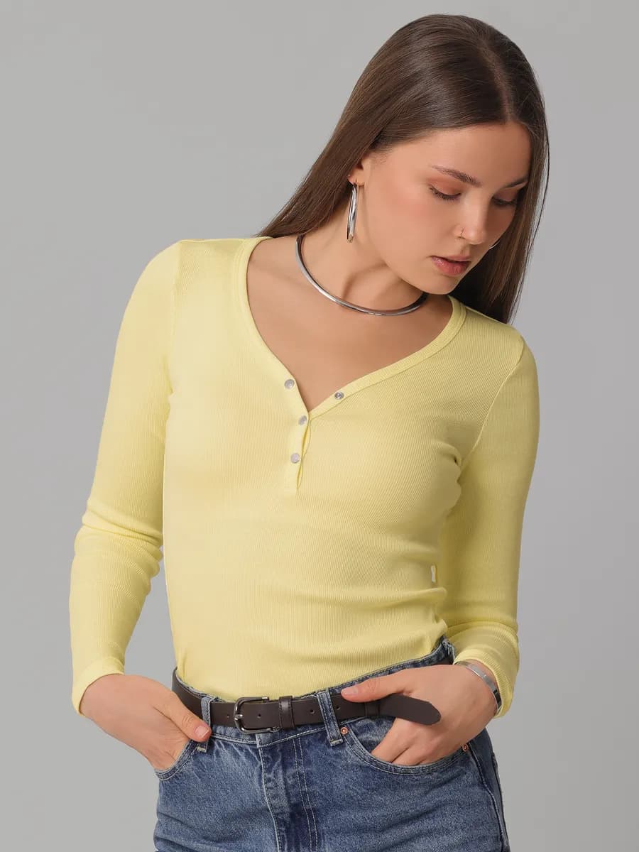 Джемпер в рубчик облегающий лонгслив с кнопками