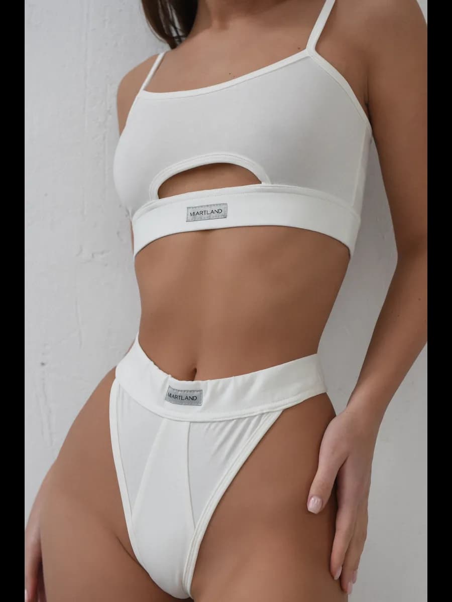 Комплект нижнего белья спортивный