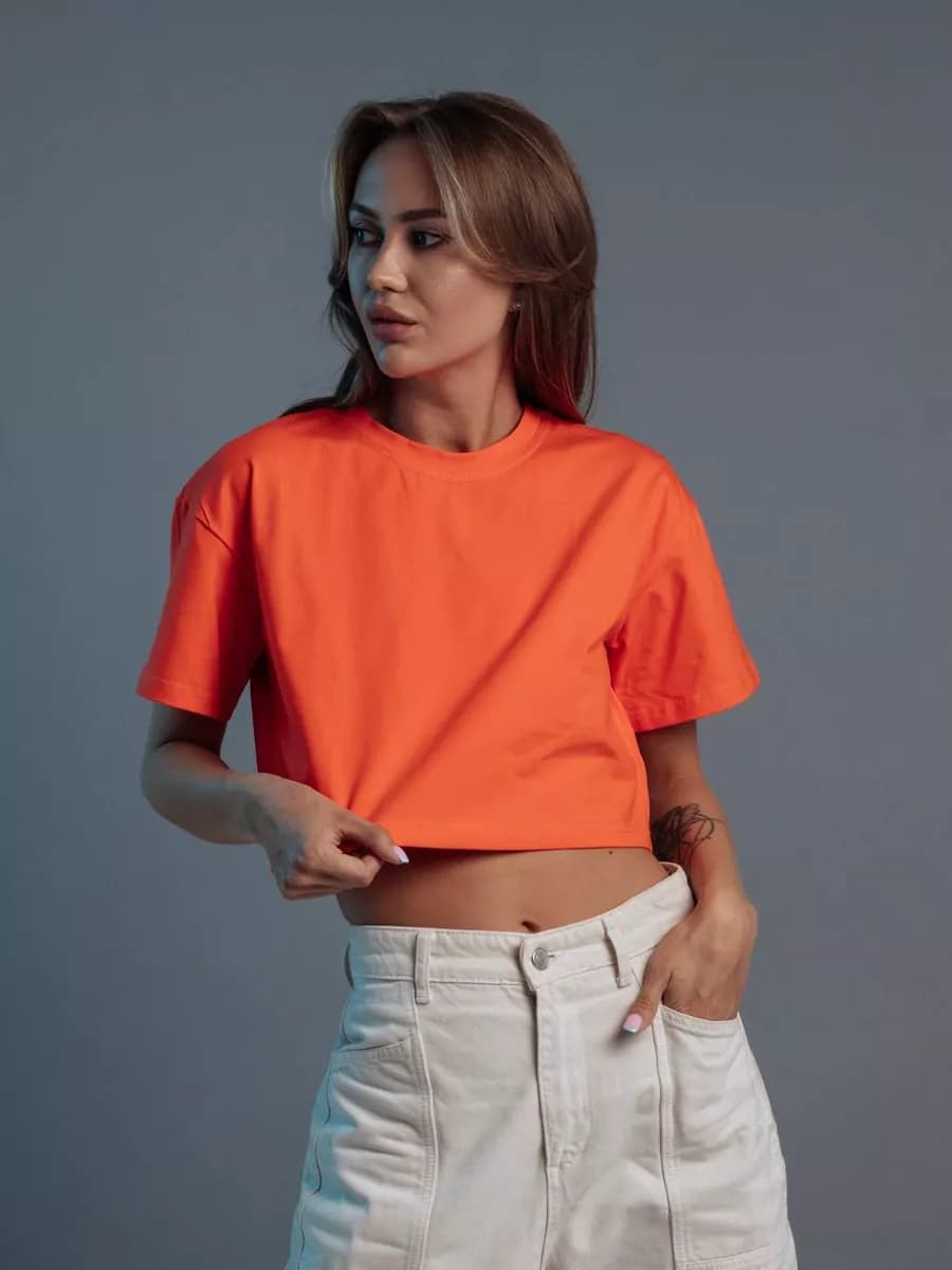 Кроп топ женский футболка укороченная