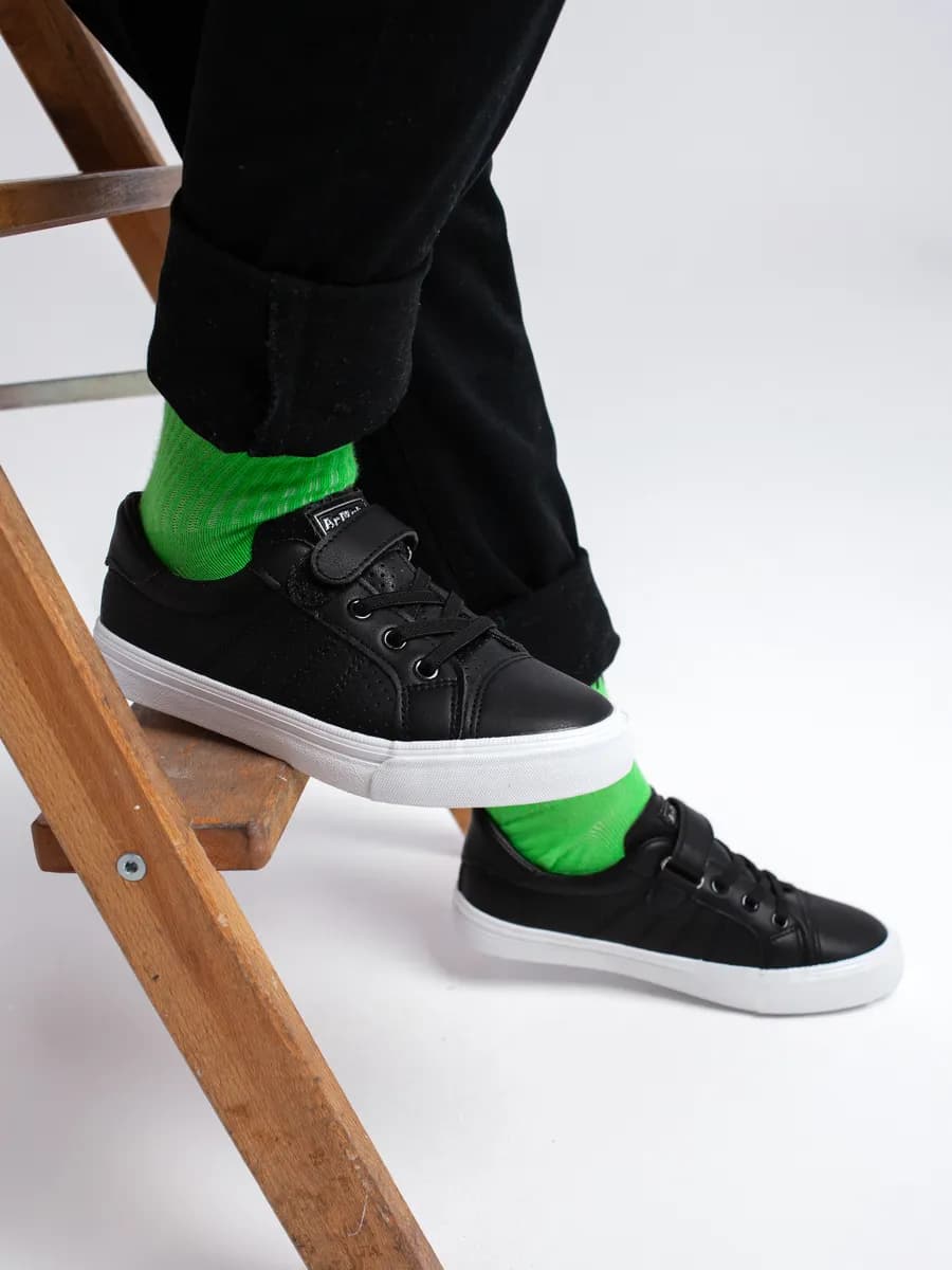 Кеды школьные кожаные с перфорацией