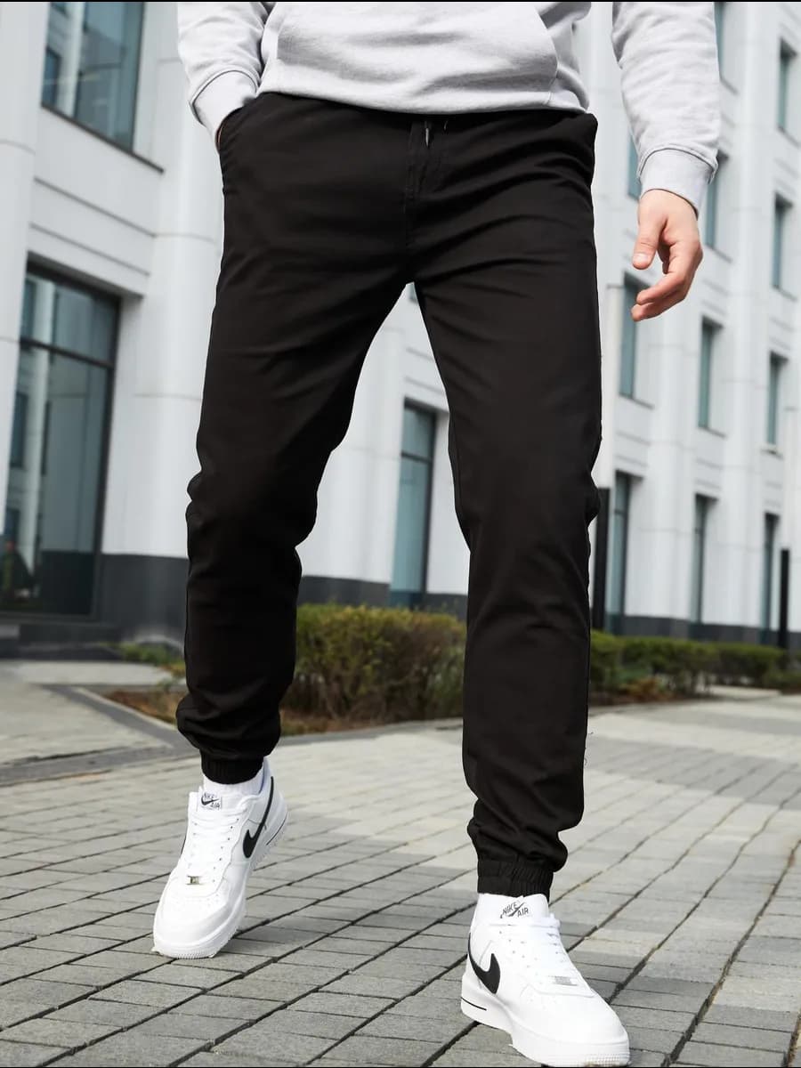 Брюки джоггеры на резинке без карманов - фото 1