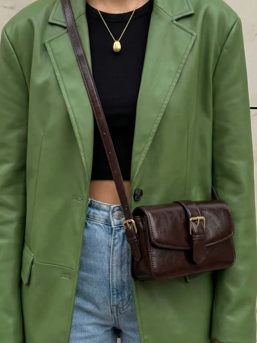 Сумка коричневая маленькая через плечо