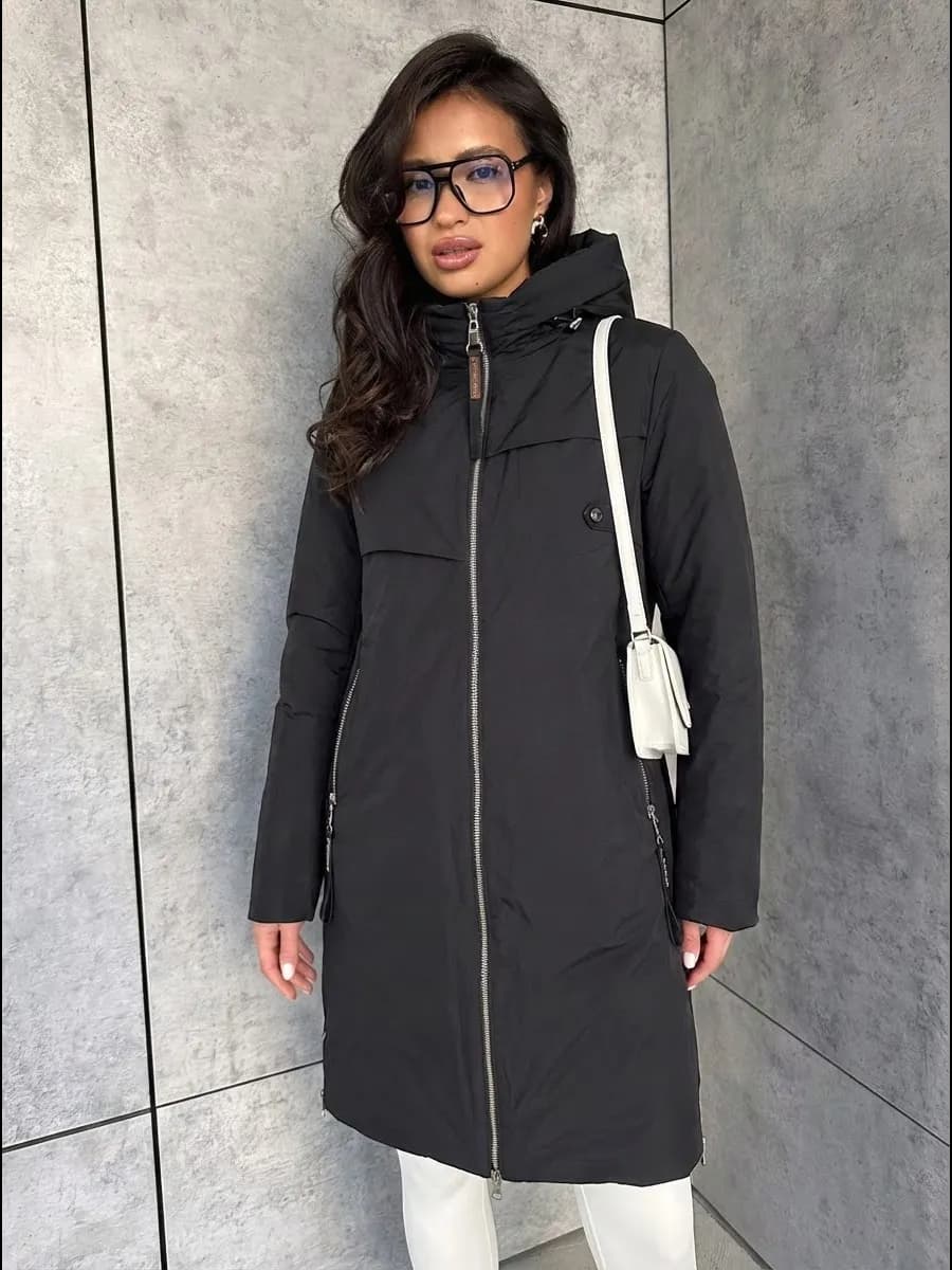 Длинная куртка с капюшоном