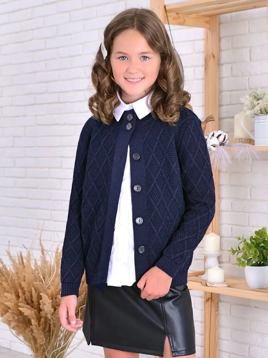 Кофта детская вязаная на пуговицах в школу - фото 1