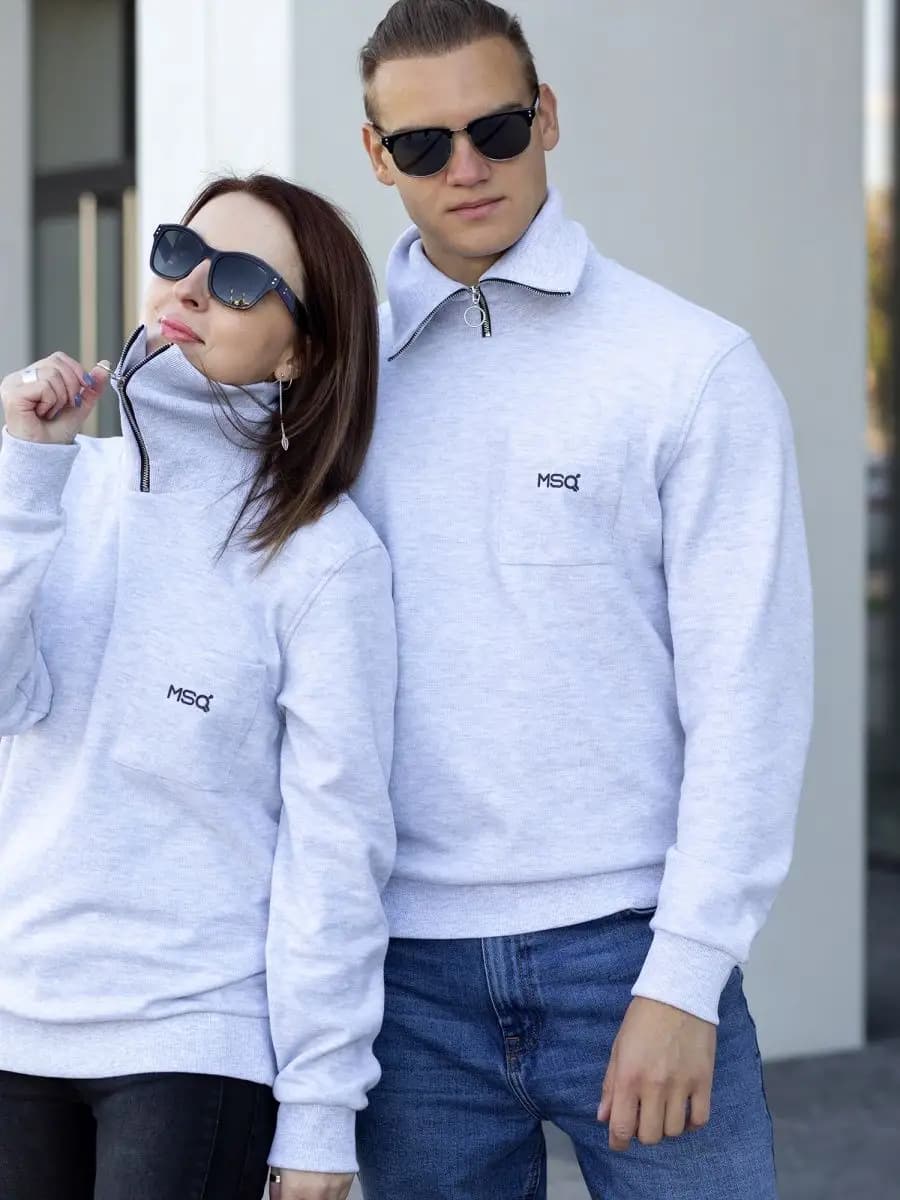 Джемпер с высоким воротником - фото 1