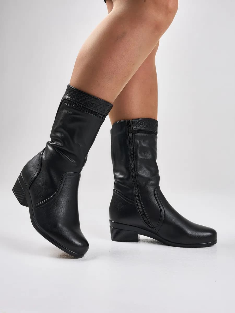 Сапоги демисезонные на маленьком каблуке полусапожки