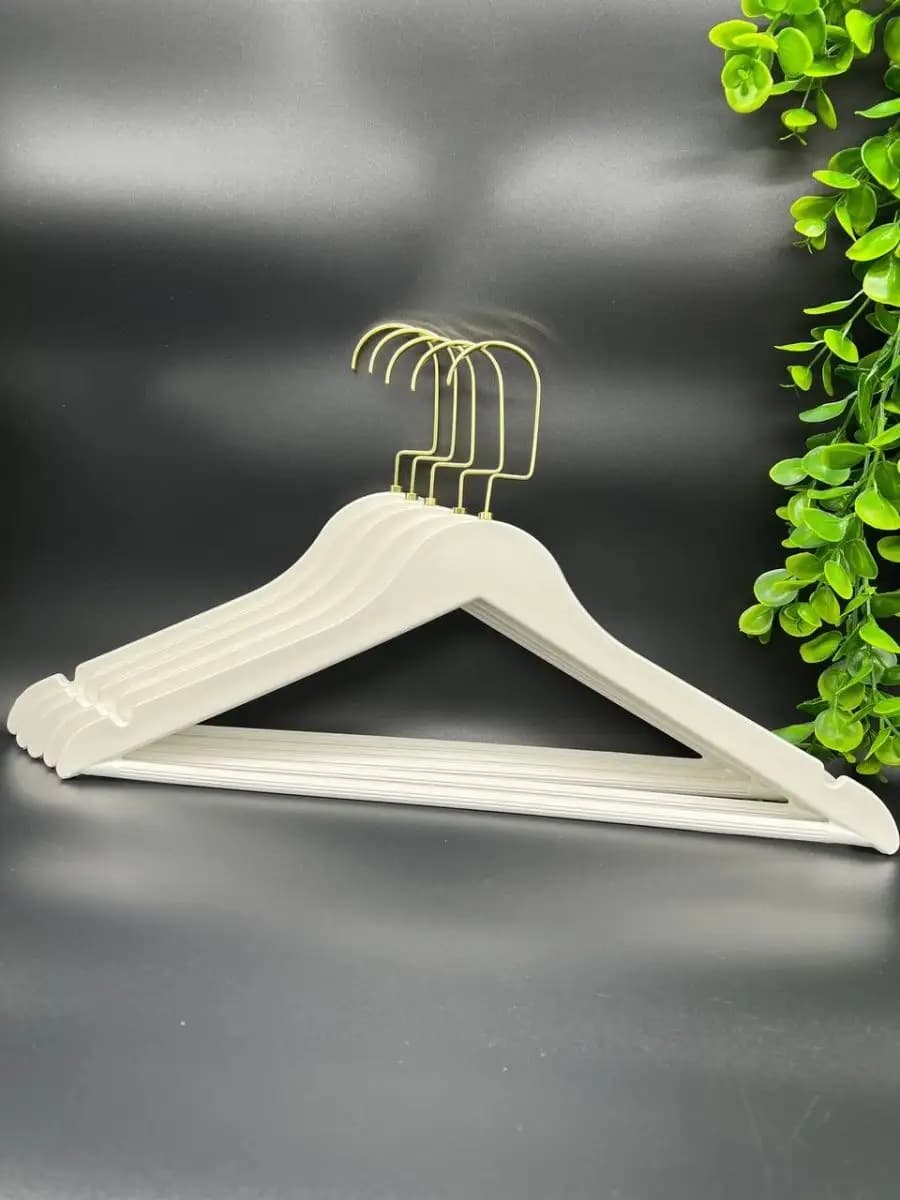 Плечики для одежды деревянные