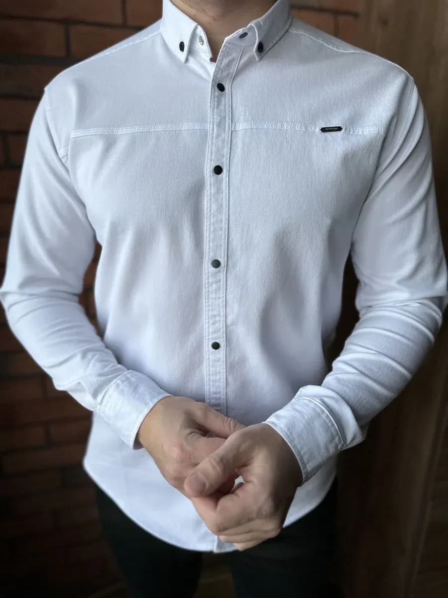 Рубашка мужская приталенная классическая