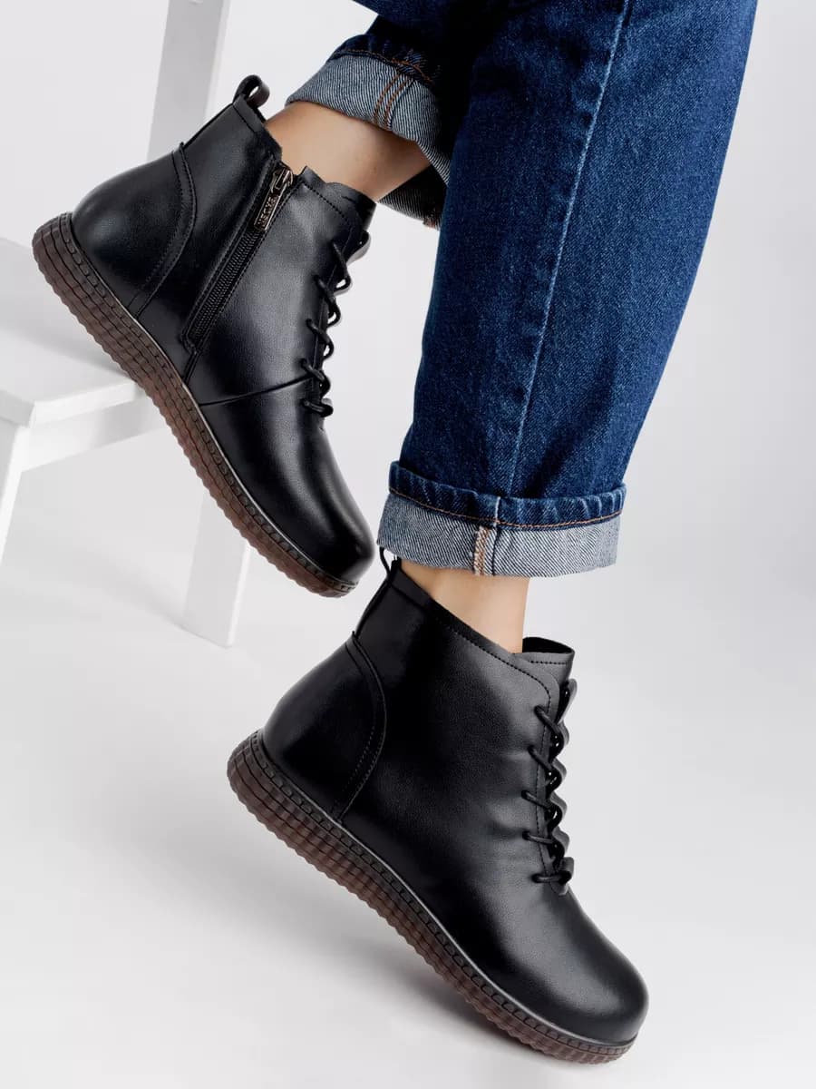 Ботинки из натуральной кожи