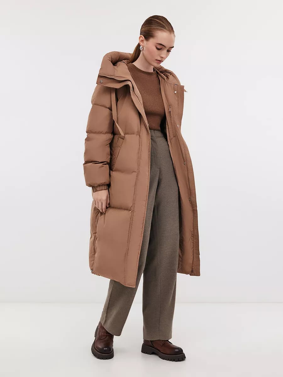 Удлиненный пуховик с капюшоном
