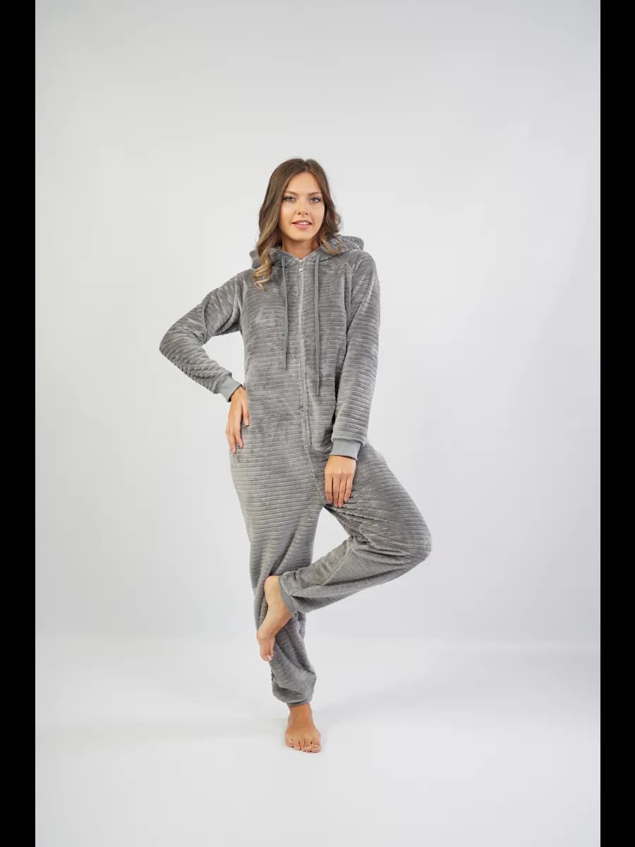 Комбинезон из микрофибры