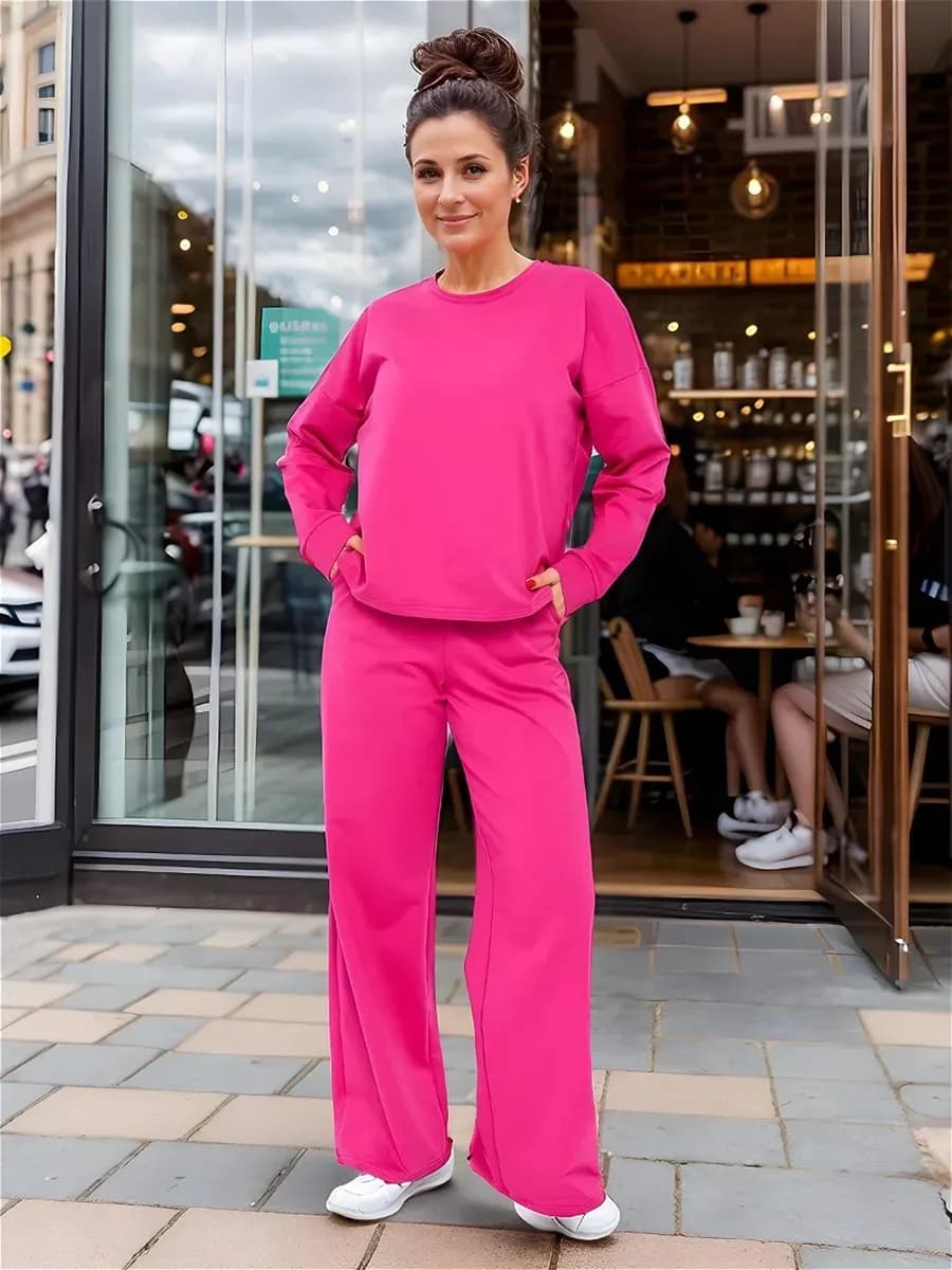 Спортивный костюм оверсайз с широкими брюками