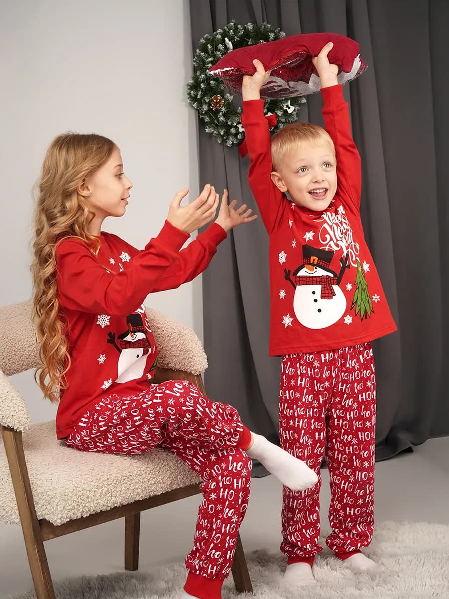 Пижама с брюками детская новогодняя