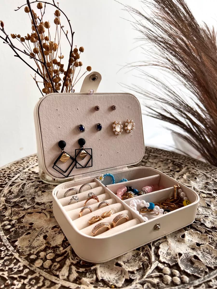 Шкатулка для украшений и колец органайзер