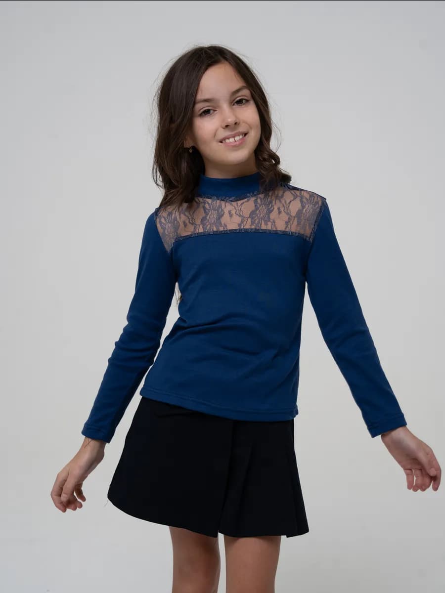 Школьная блузка-водолазка для девочки нарядная