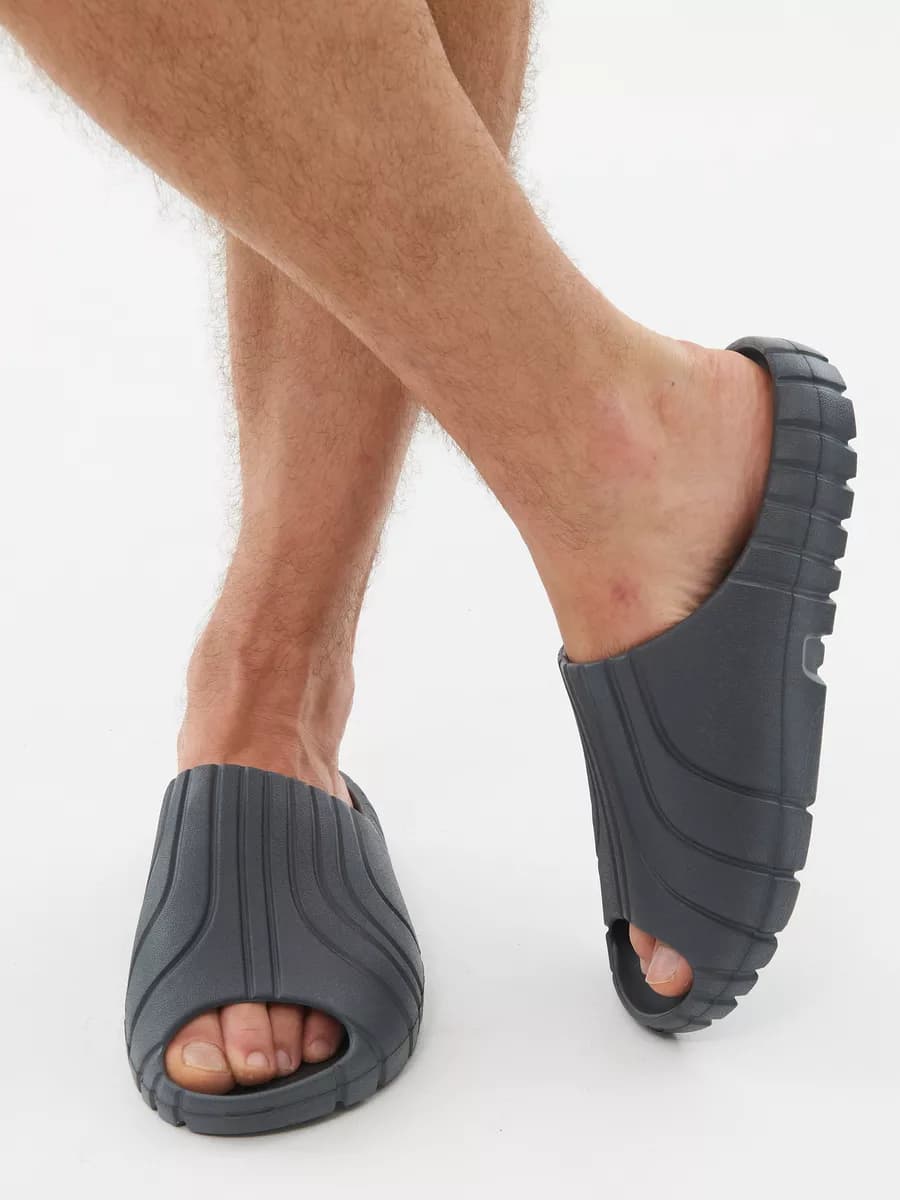 Сланцы резиновые пляжные