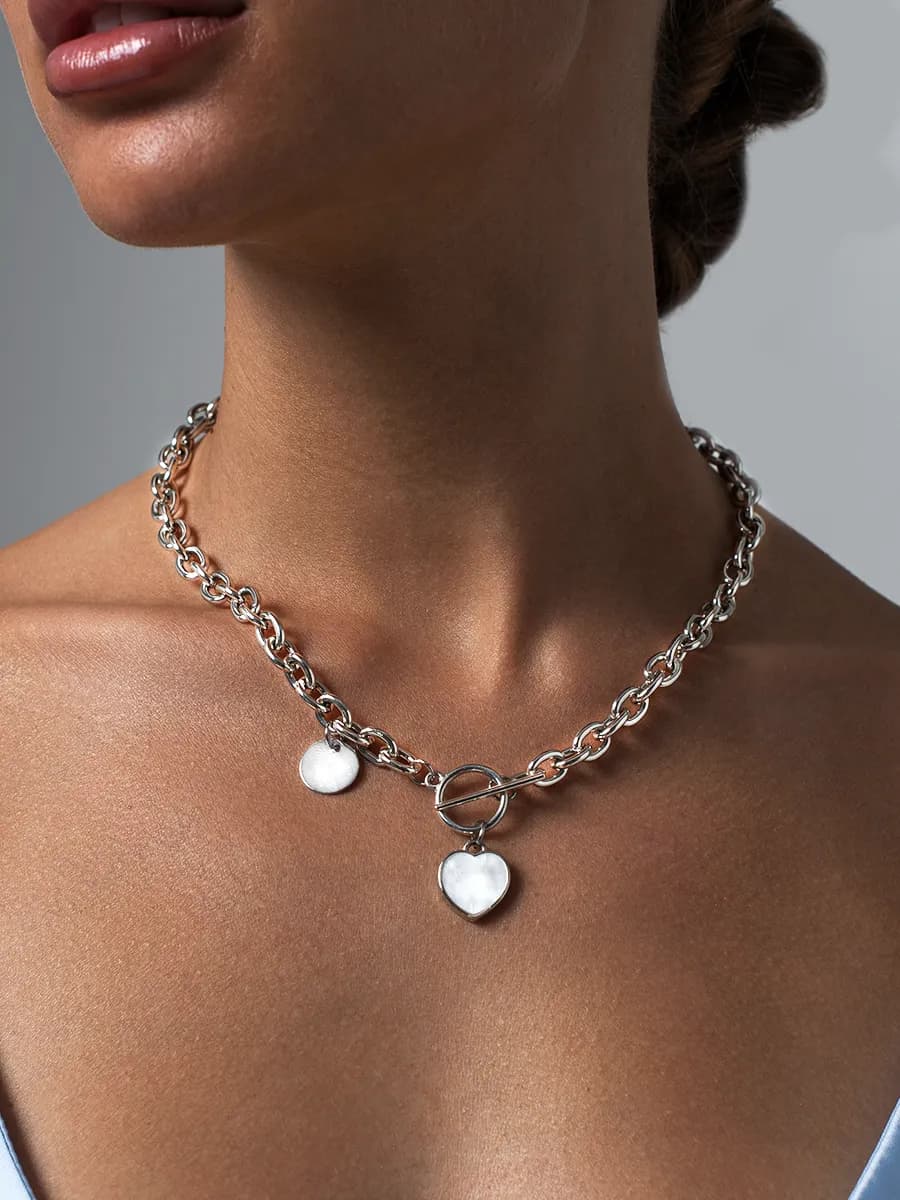 Цепочка на шею с подвеской сердце