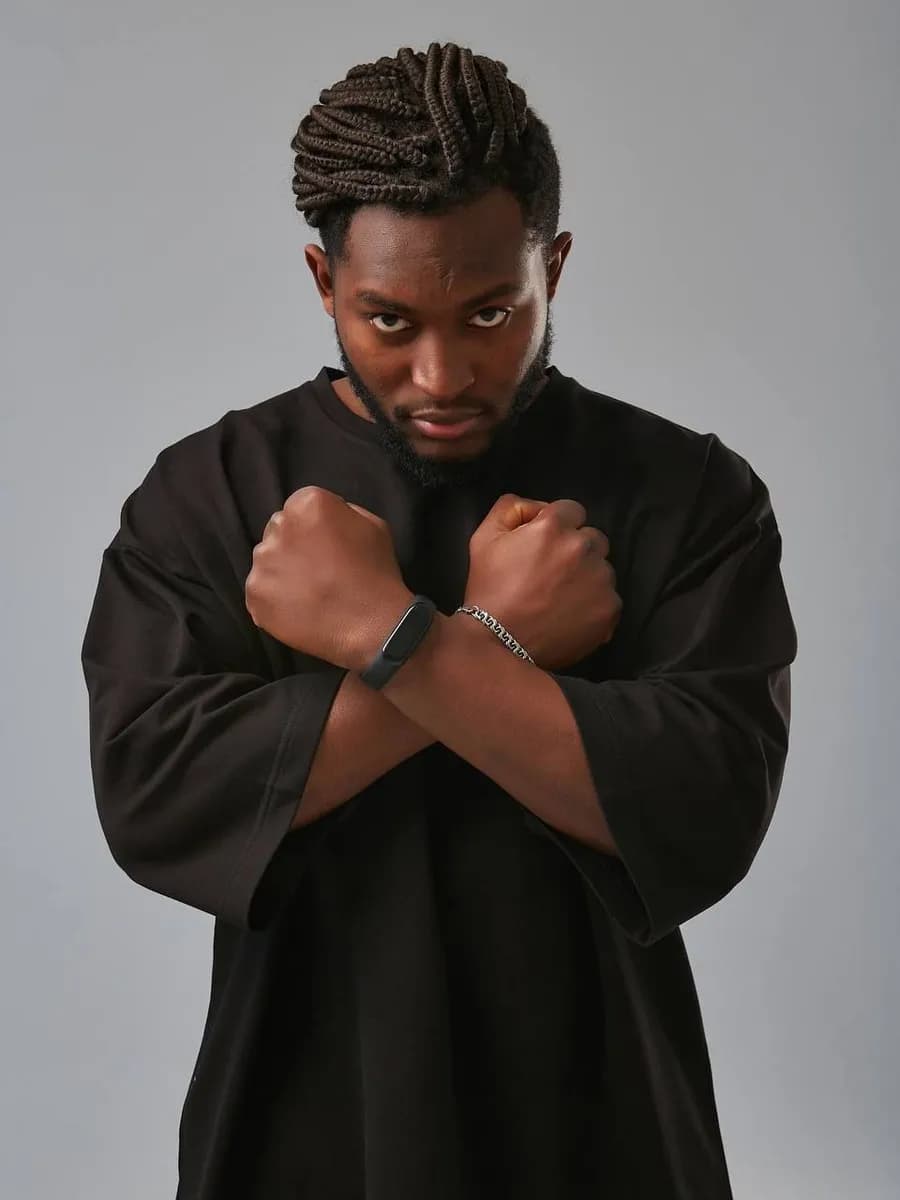 Стильная оверсайз футболка