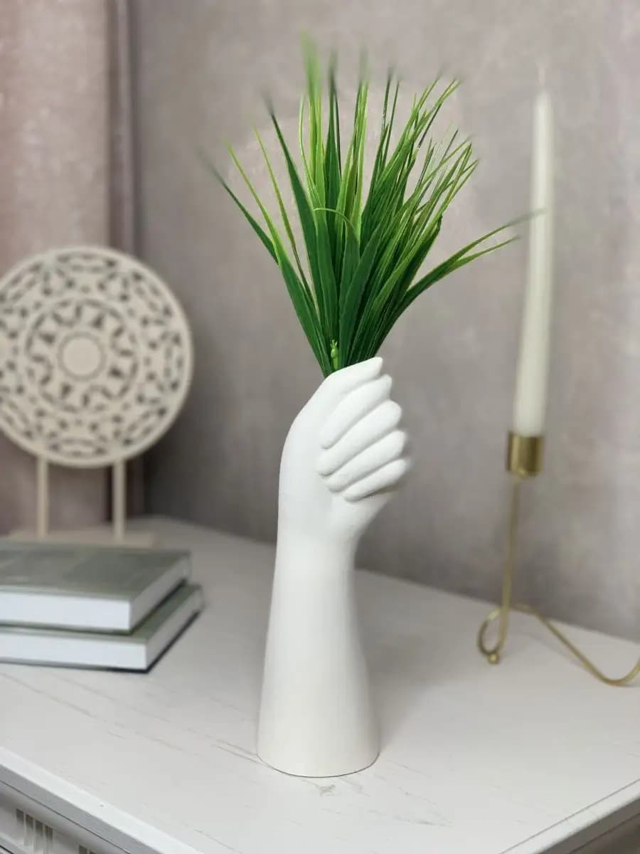 Кашпо - ваза Рука