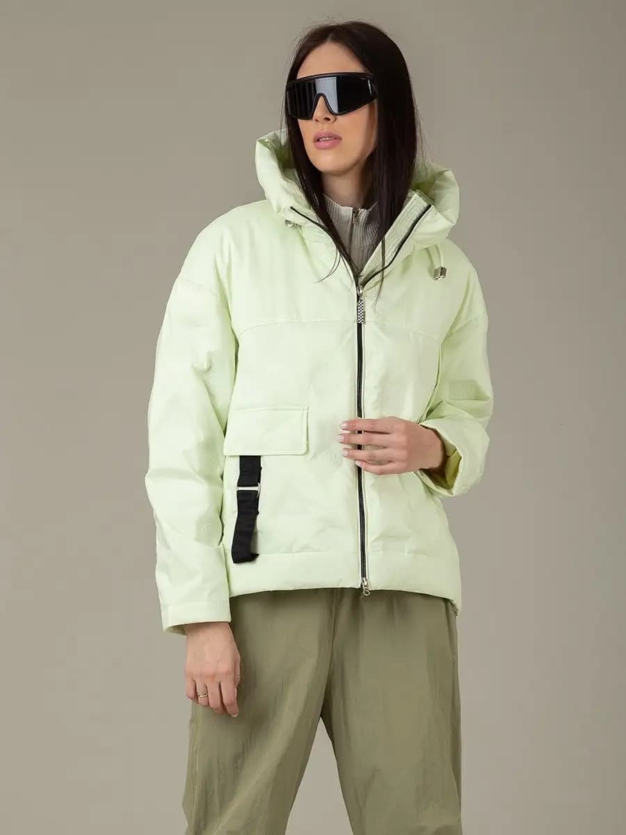 Куртка оверсайз с капюшоном на весну