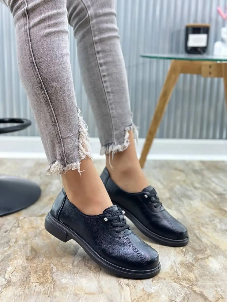 Туфли на шнуровке