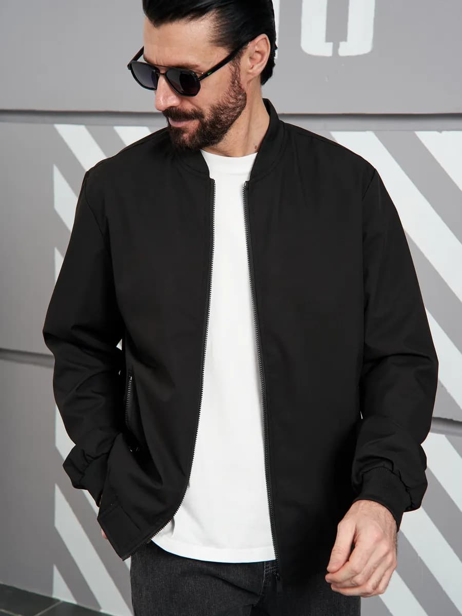 Ветровка классическая бомбер