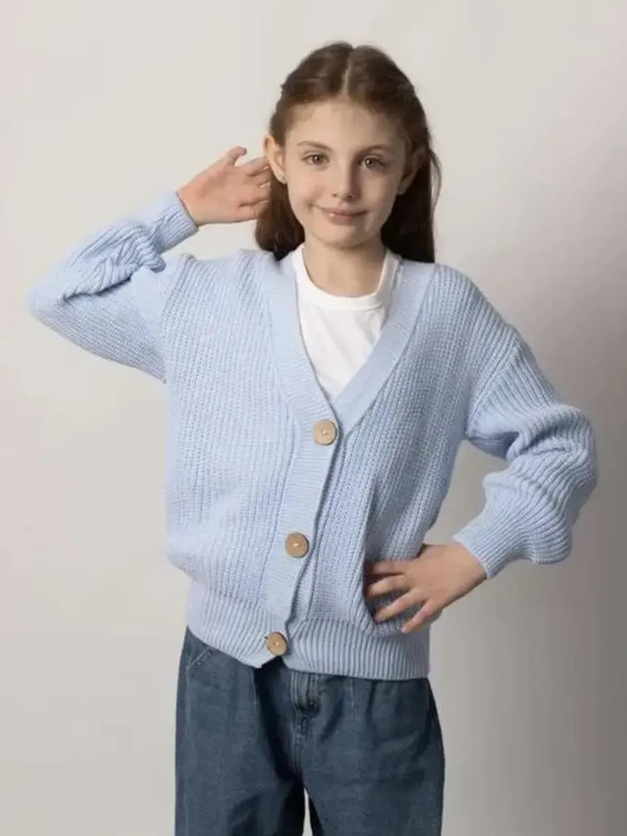 Кардиган на пуговицах школьный