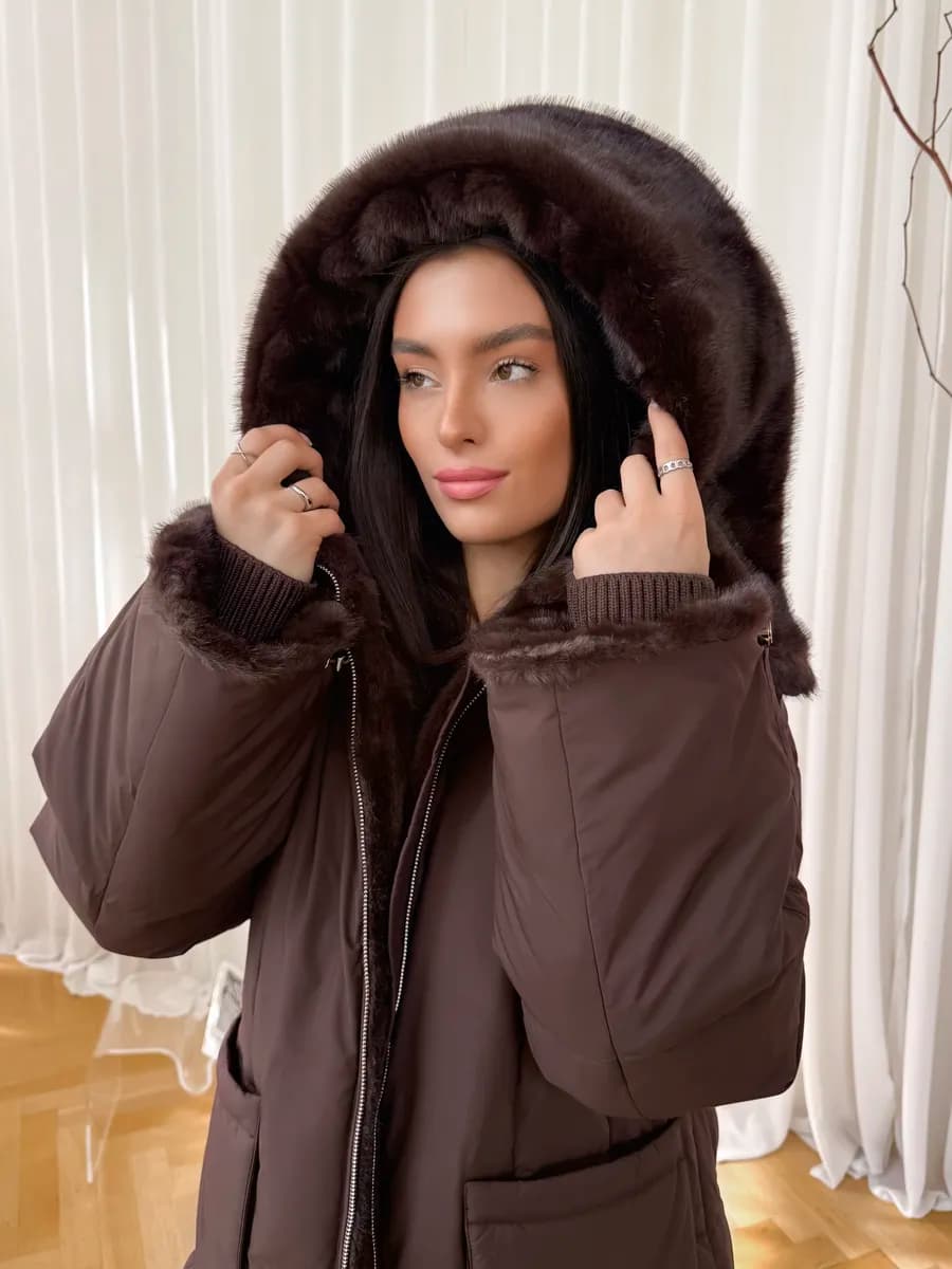 Пуховик короткий с мехом куртка зимняя - фото 1