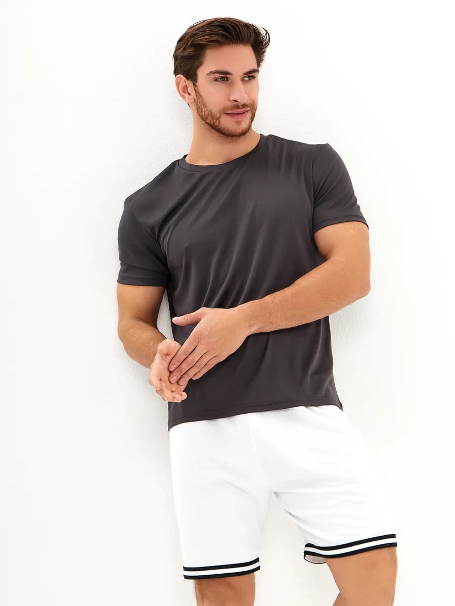 Футболка спортивная однотонная для тренировок