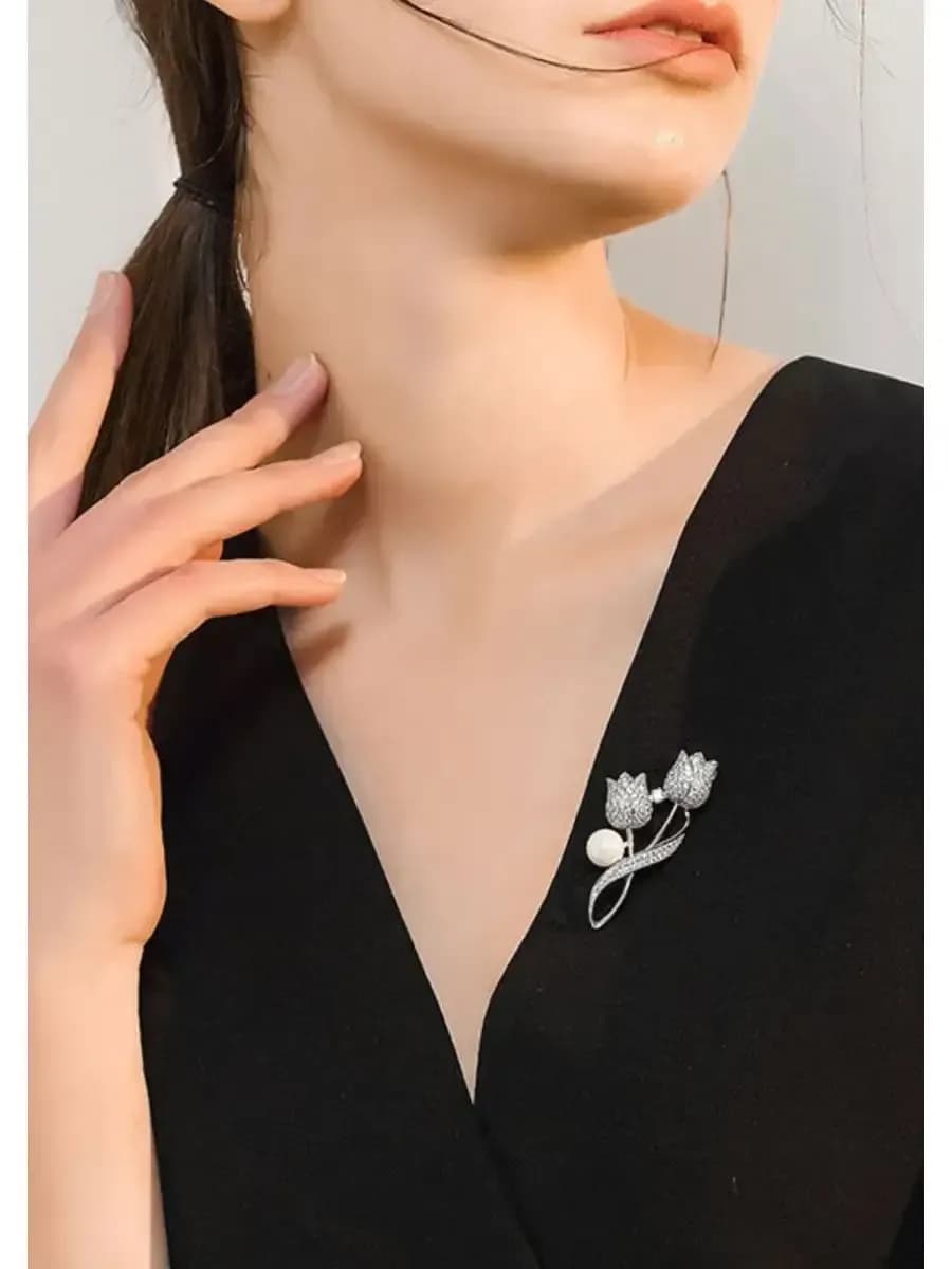 Подарок женщине брошь бижутерия