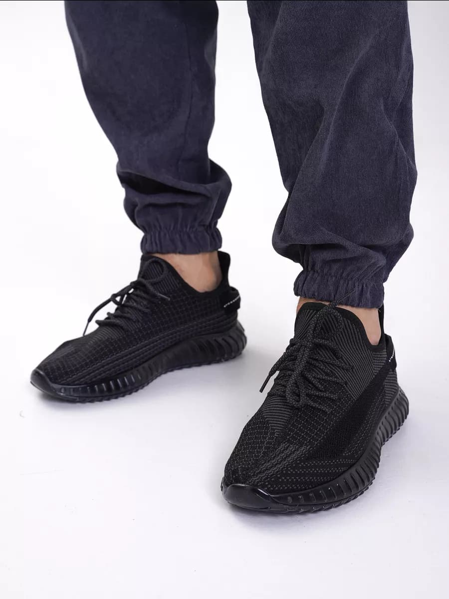 Кроссовки дышащие с сеткой спортивные