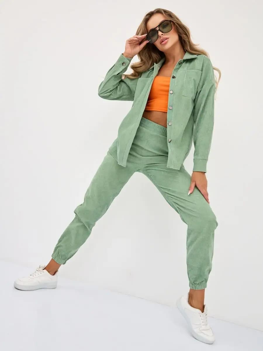 Костюм спортивный оверсайз вельветовый