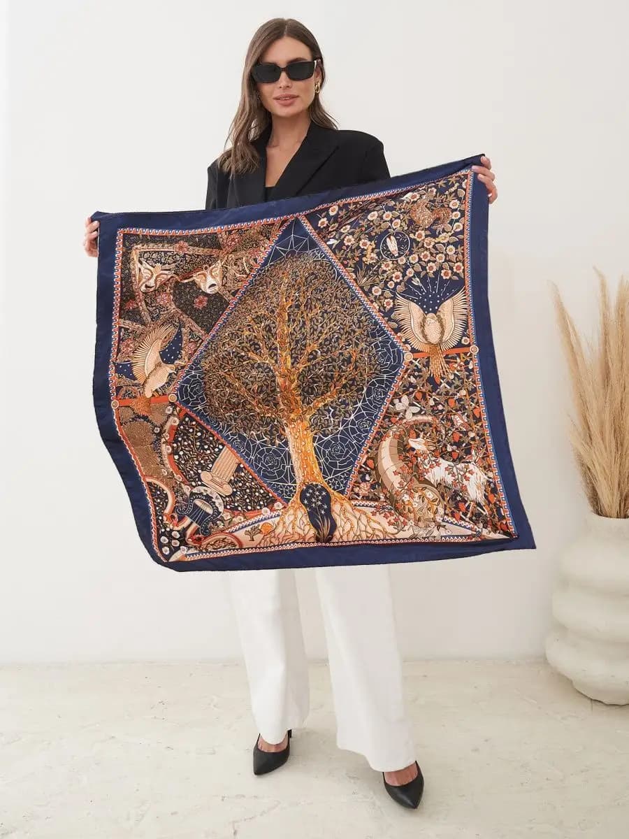 Платок шелковый на голову и шею